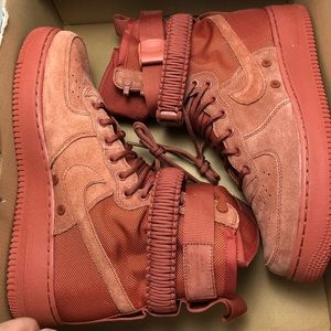 dusty peach sf af1 outfit